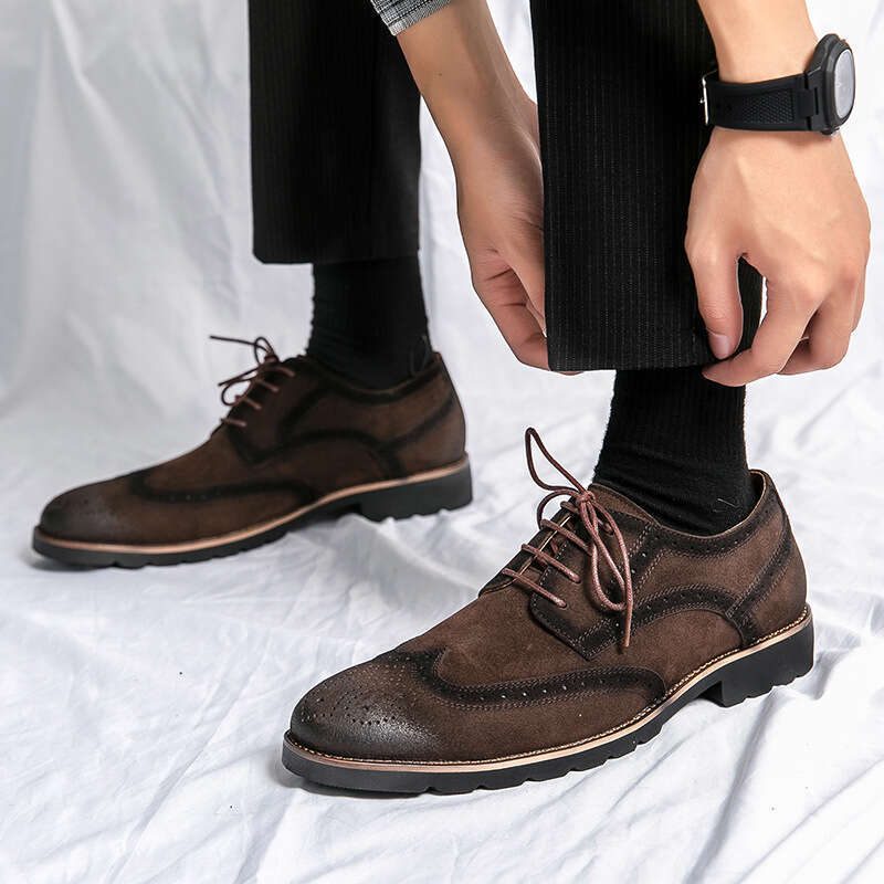 2024 Men's Large Size New Fashion British Style Business Leather Shoes Trend Dinner