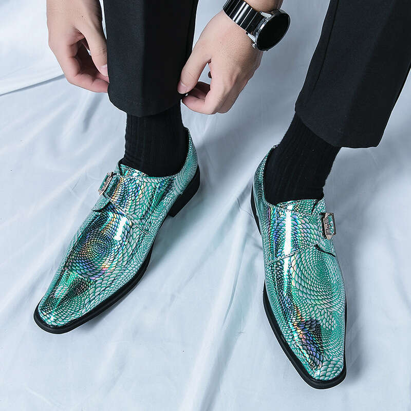2024 Men's Large Size New Fashion Pointed Casual Leather Shoes Trend Chelsea
