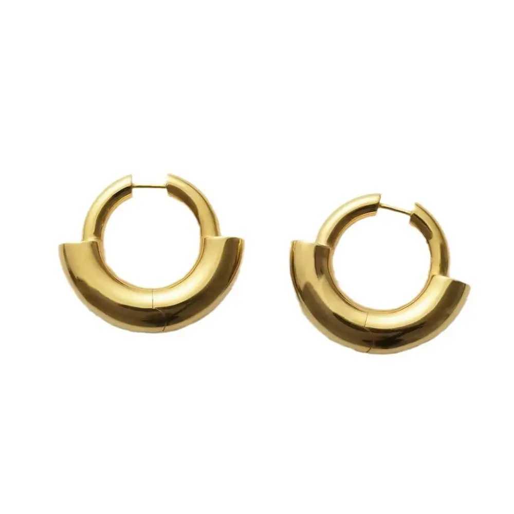Ins Light Luxury Round Earrings High end External Buckle Earrings Allergy Prevention Copper Buckle Neutral Style Y250401