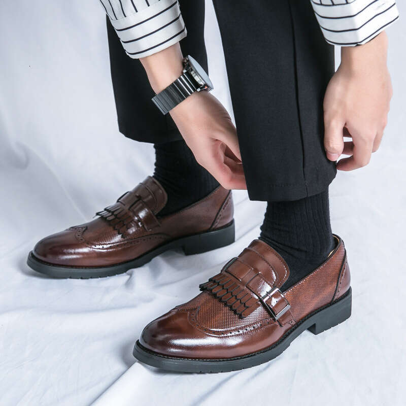 Large men's tassel leather shoes, sizes 38-48, 2024 Spring and Autumn new business formal wear, one step groom's wedding shoes