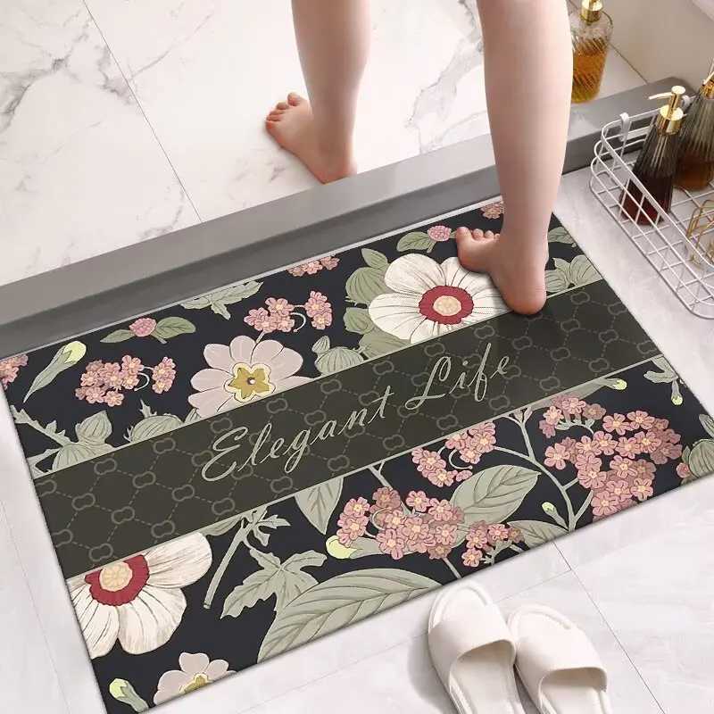 Toilet floor mat Household bathroom door non-slip mat Soft diatom mud absorbent foot pad Wash basin Toilet carpet C251103