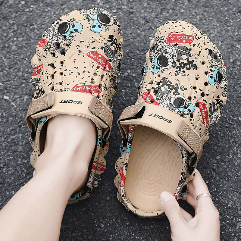 Large size summer beach casual EVA hollow hole shoes outdoor men's breathable sandals