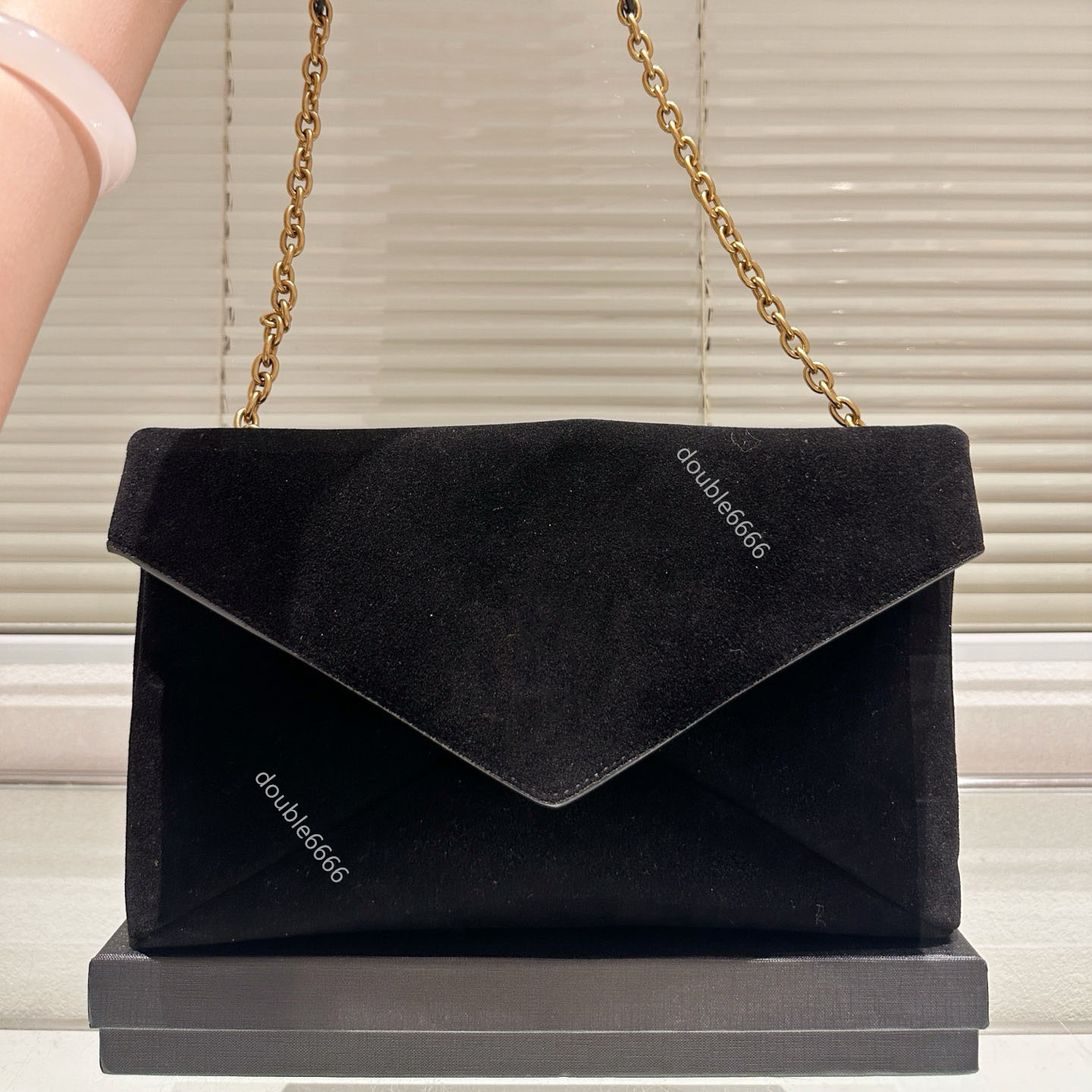 Designer women suede chain bags fashion shoulder crossbody bags trendy envelope bags luxury flap bags underarm bags messenger bags office bags travel bags