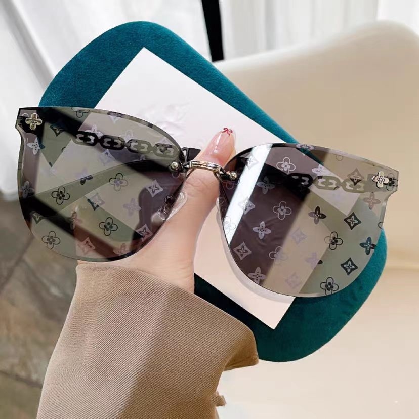 free shipping Sunglasses Frames designers for womens mens 2025 Summer New Fashionable Frameless Cutting Edge Luxury Beach Tourism Leisure Versatile