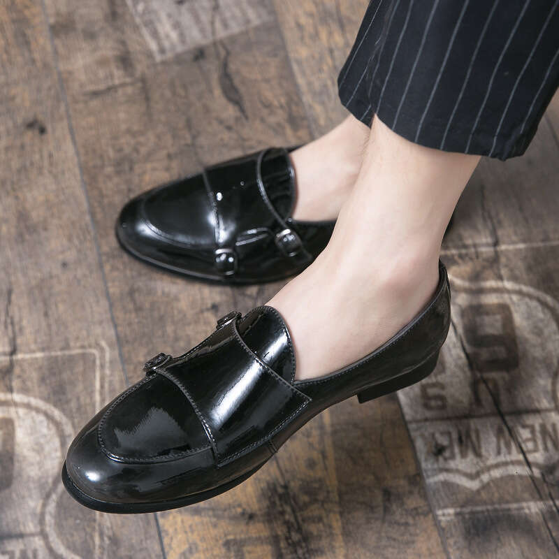 Men's in plus size, new casual fashionable British style set, pointed toe leather shoes, trendy wedding shoes