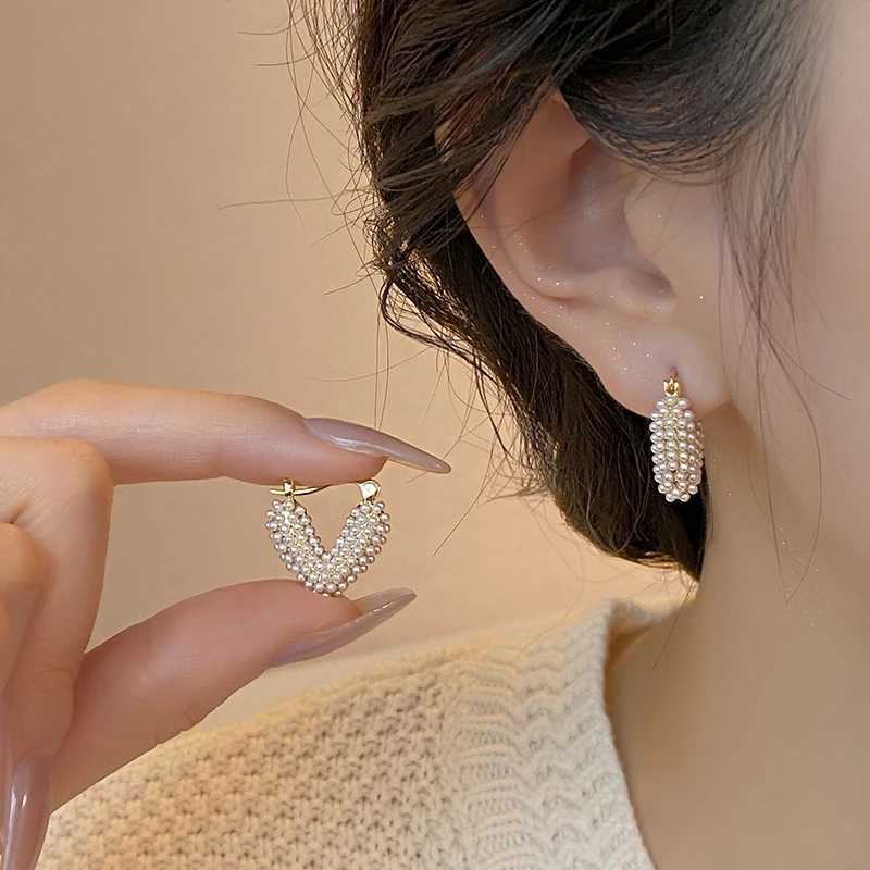 Light Luxury Unique New Design Love Imitation Pearl Earrings For Women Fashion Elegant Metal Jewelry Party Gifts Y250401