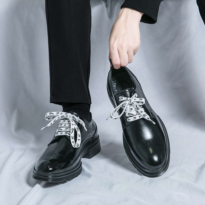 Large 46 Leather 2024 Spring and Autumn New Style Men's Lace up Business Dress Groom Wedding Shoes