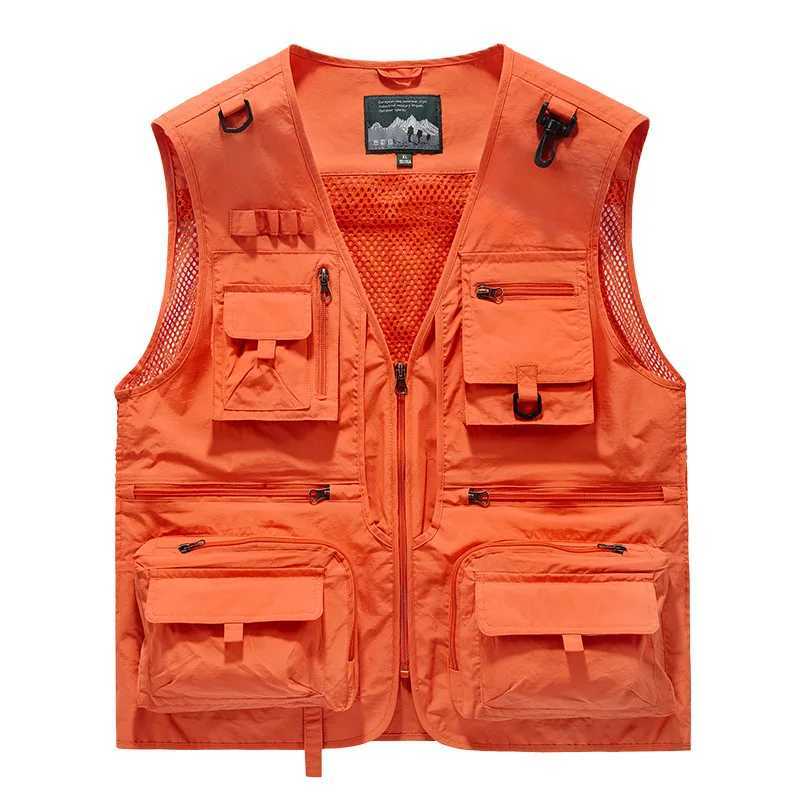 Mens Outdoor Functional Multi-pockets Cargo Vest Hunting Fishing Mesh Quick-dry Breathable Waistcoats Vest Casual Tops Jackets X250403