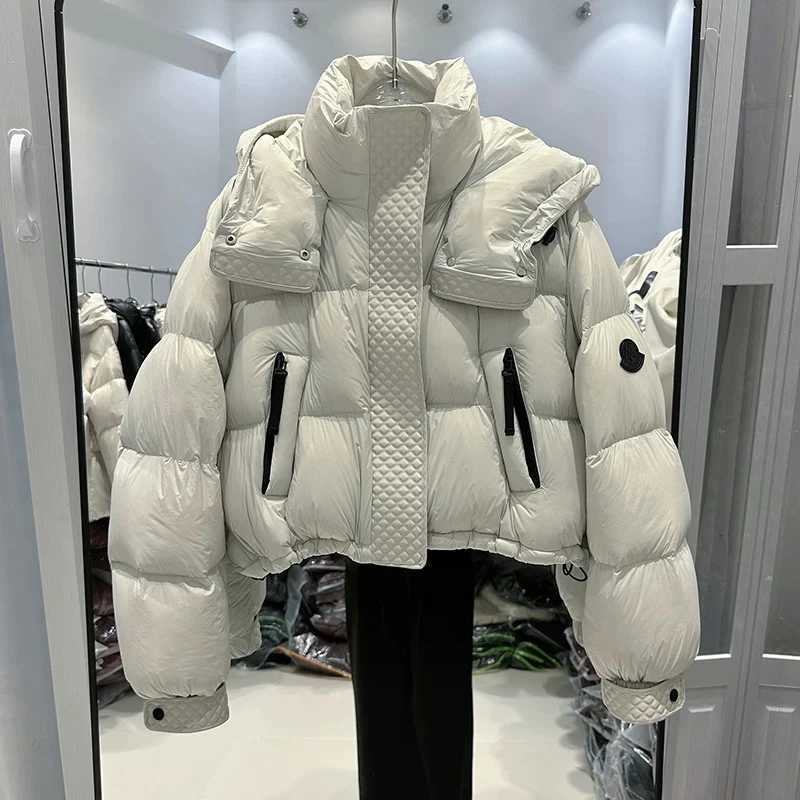 Winter Short Hooded Solid Down Jacket Female Zipper Pocket Fluffy Quilted Jacket Women White Duck Down Loose Puff Parker Outwear J251104