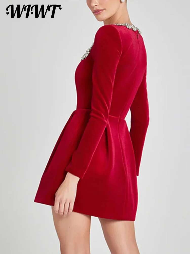 Slim Rhie Square Collar Dress Women Elegant Veet Long Sleeve High Waist A-E Mini Dresses 2025 New Lady Party Vestidos