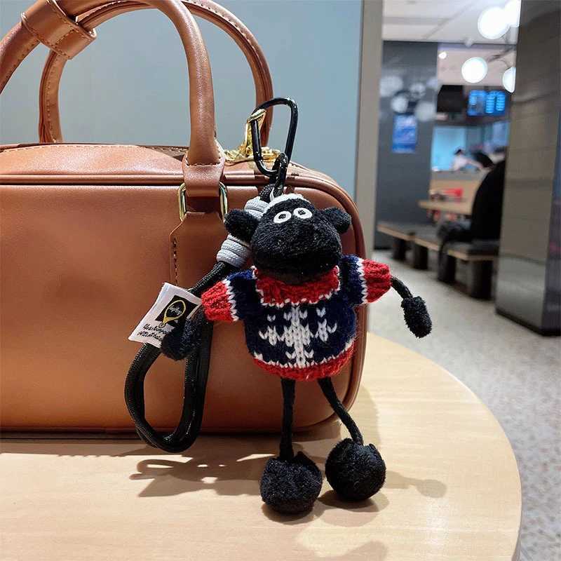 New Bag Pendant Sweater Lamb Diy Hand-woven Pendant Creative Car Keychain Pendantwomens Backpack Charm Accessories C251104