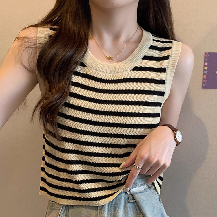 Striped camisole small vest for women's summer slimming appearance, outside and wearing on the inside, covering flesh, sleeveless knitted casual 