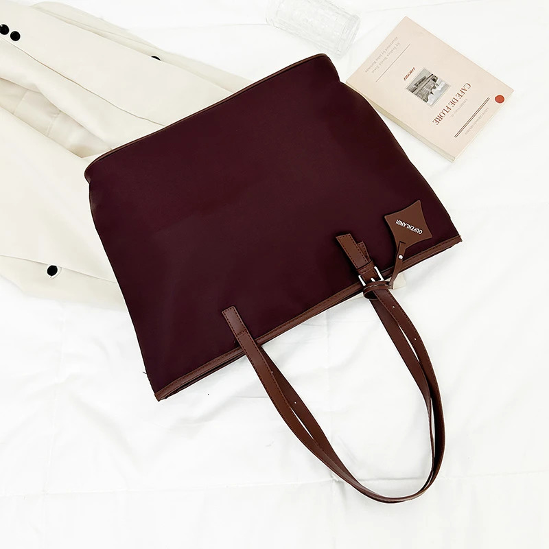 Largecapacity bag for women 2025 model highquality business tote commuting students class nylon fabric t y251110