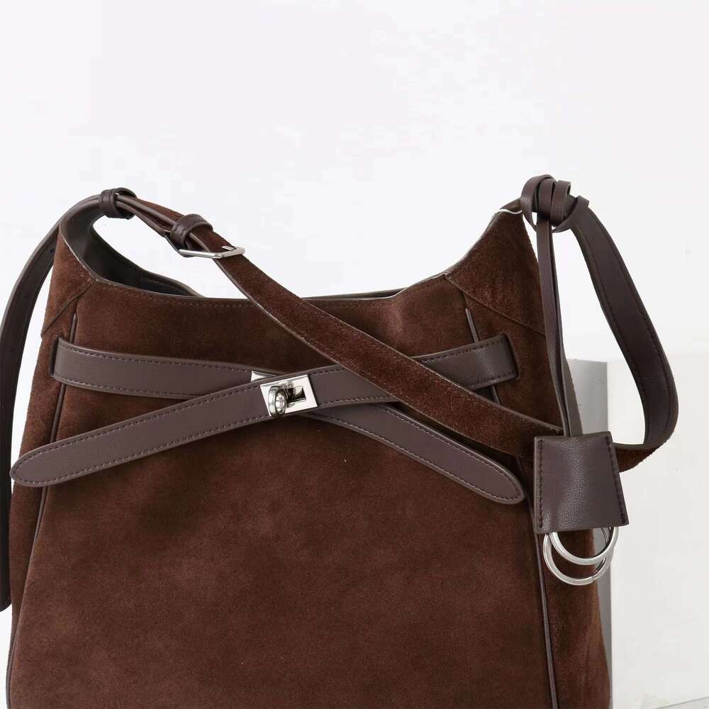 Luxury Bag Designer's New Versatile Patchwork Matte Cross Body Bag One Shoulder Bucket High-end Commuter Large Capacity Bag