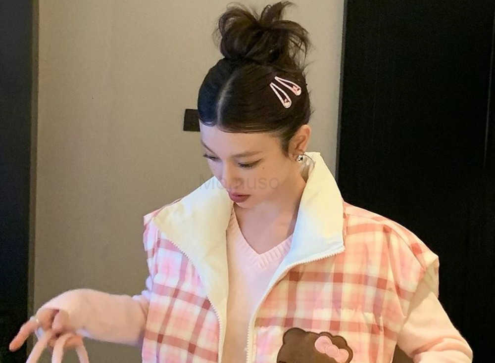 Sanrio Kawaii Hello Kitty Student Cute Cartoon Comfortable Warm Vest Children Cotton Coat Blouse Christmas Gifts for Kids H251104