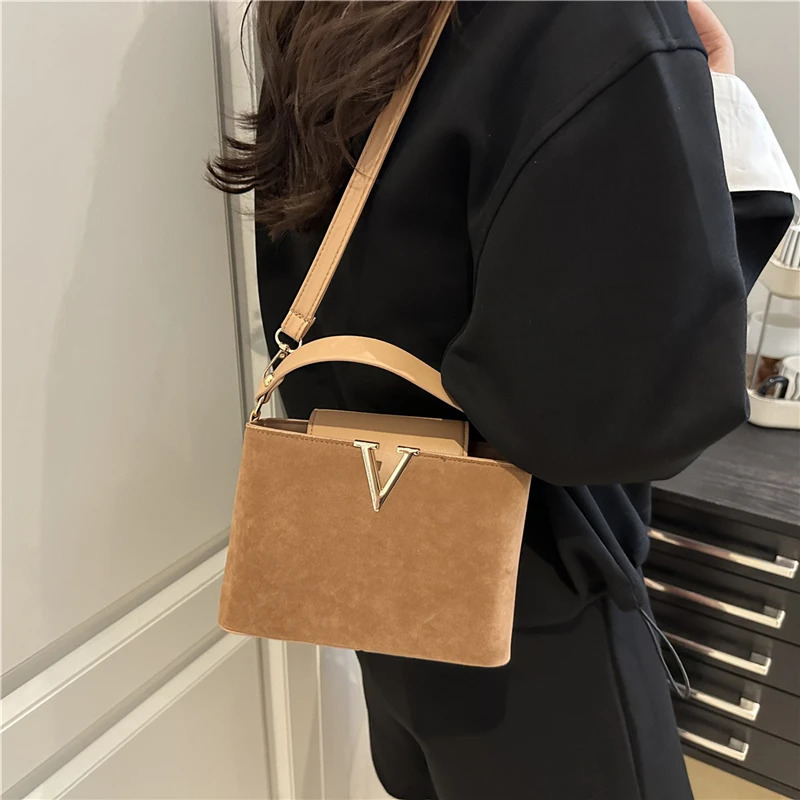 Fashionable Mini Suede Womens Bag Faux Tote Hardware Lock Buckle Decoration Handbag Purse Shoulder Cross Body Bags 251103