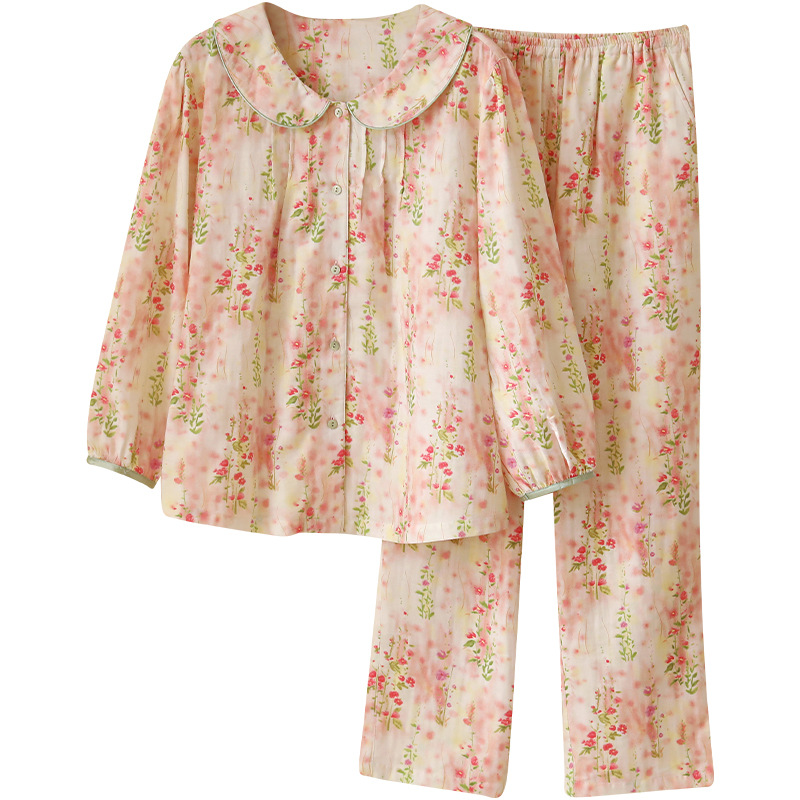 S14-Sleek & Comfortable Medium Denim Crop Pants with a Touch of Elegance