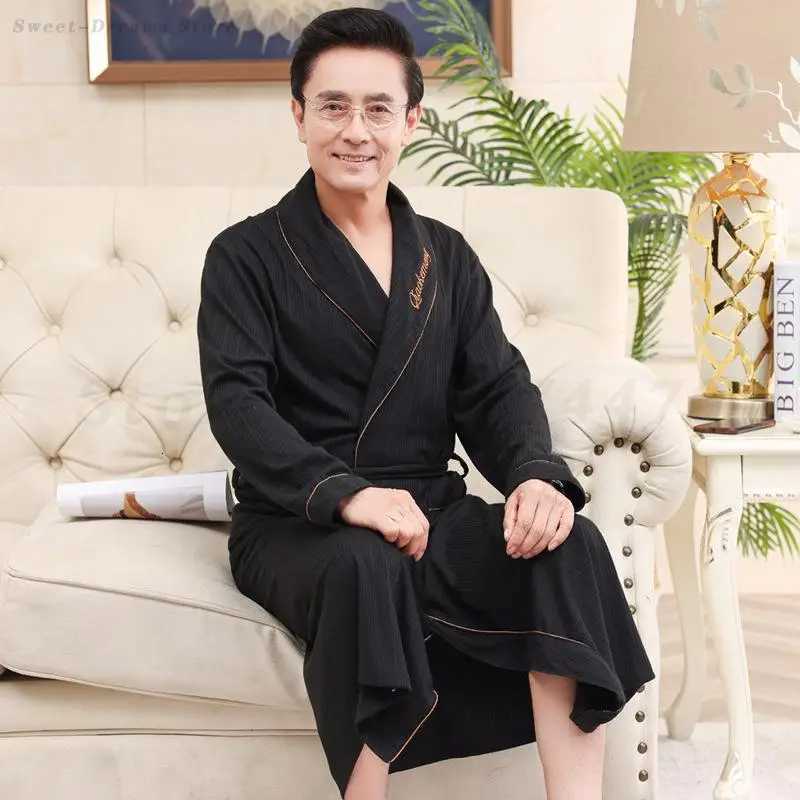 Autumn New Cotton Robe Plus Size 4XL Sleepwear Mens Medium Length Home Clothes Nightgown Loose Casual Bathrobe Kimono Gown C251104