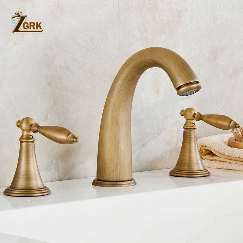 Basin Faucets Antique Brass Deck Mounted Bathtub Mixer Faucet Dual Handle 3 hole Bathro Faucet Set Water Tap Y251104