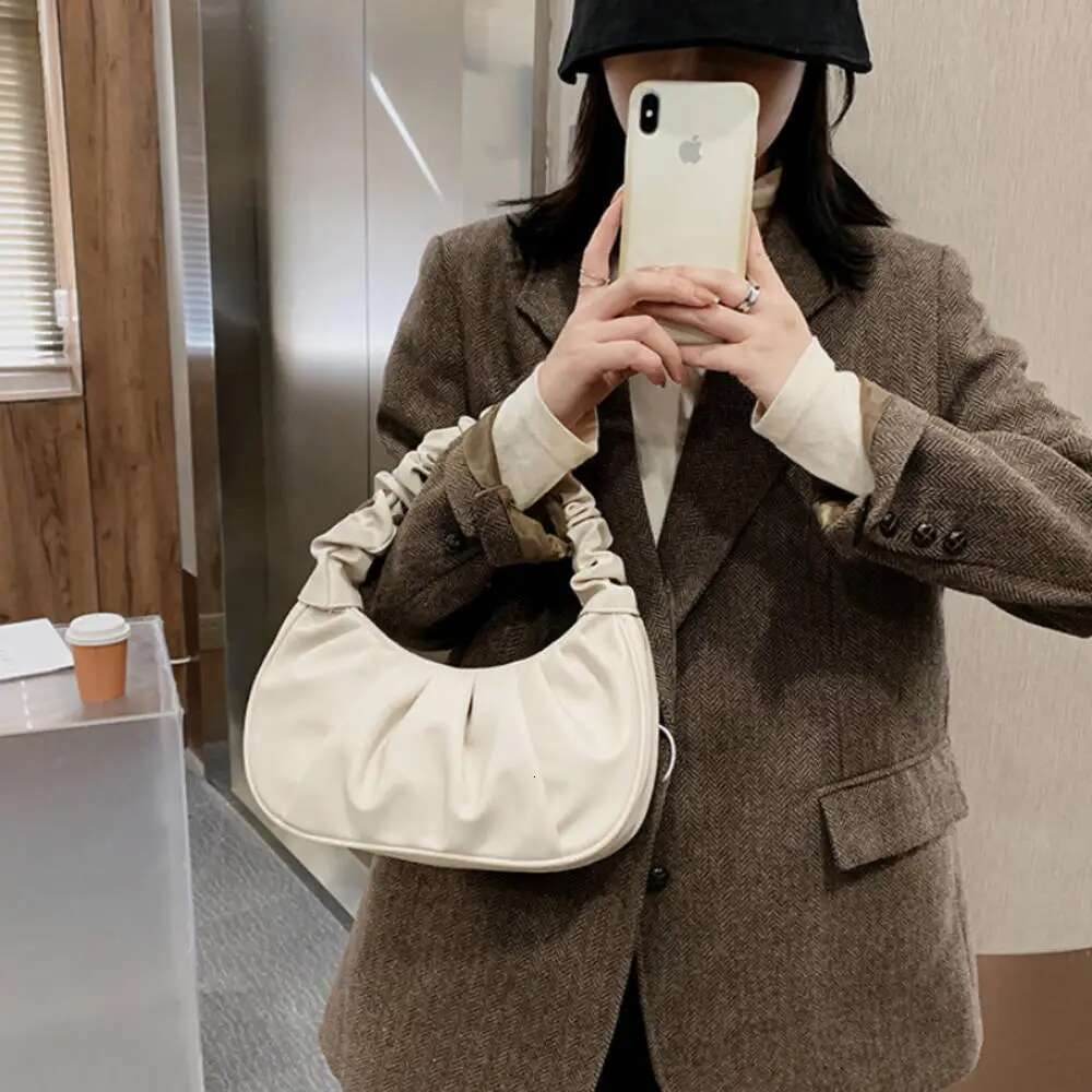 Fashion Pleated Handlebags for Women PU Cloud Leisure Armpit Bag Shopping Shoulder Bags Dumpg Handbag Female 2024