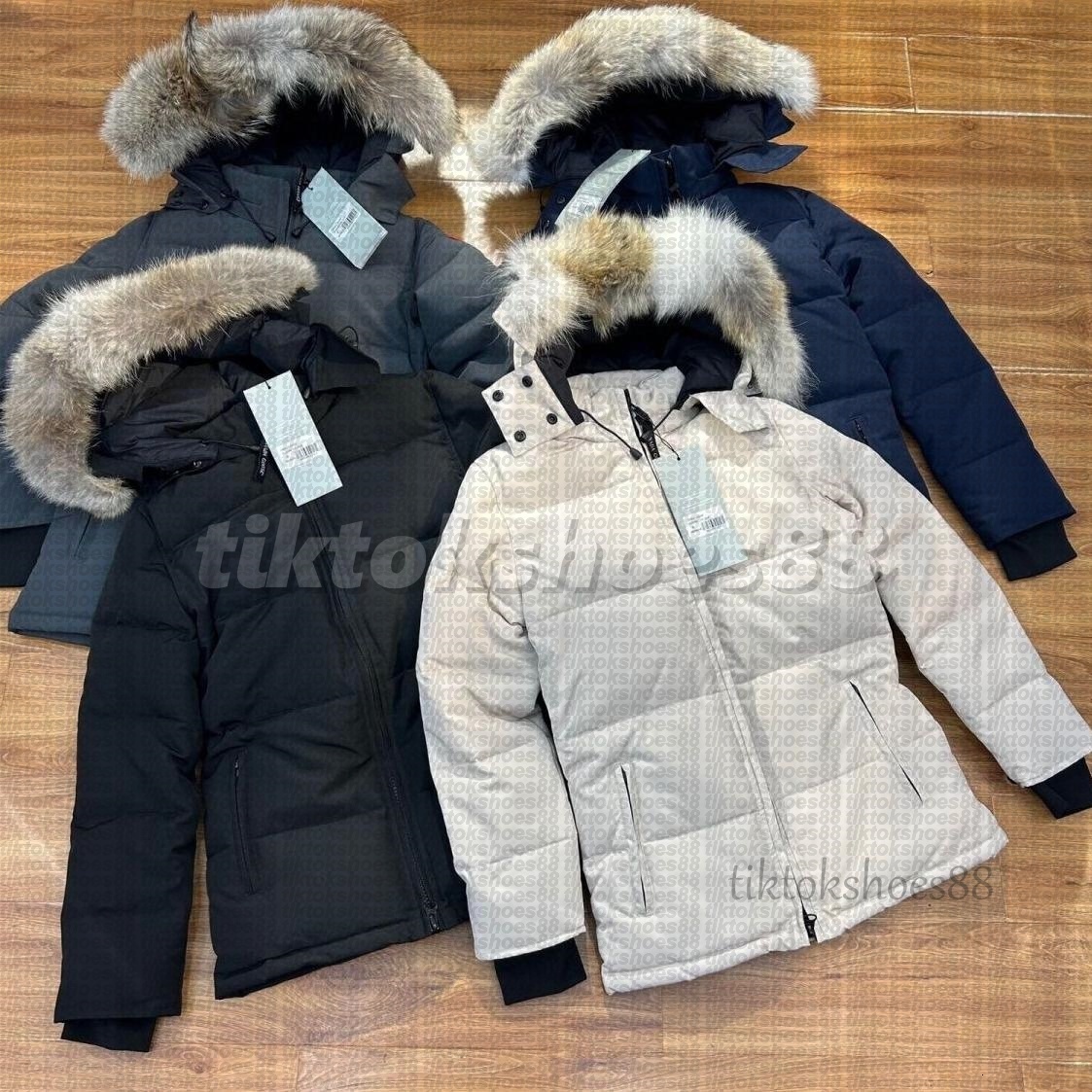 Canada Down Jacket coat Designer Womens Puffer Jackets Winter Parka Coat Real Wolf Fur Outdoor Wyndham Windbreaker Outerwear Removable Hooded jacket