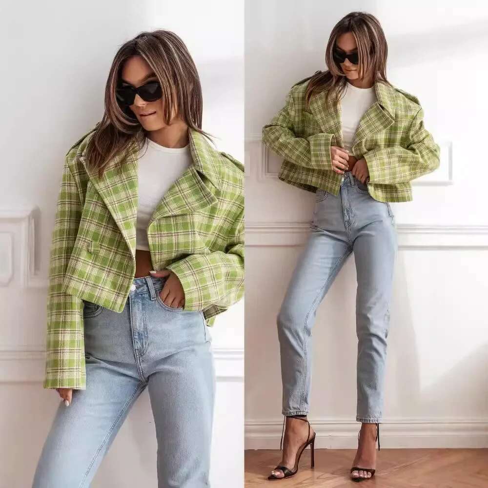 Fashionable British Style Plaid Print Woolen Mini Jacket For Women Polyester Fiber No Collar Other Patterns Origin China