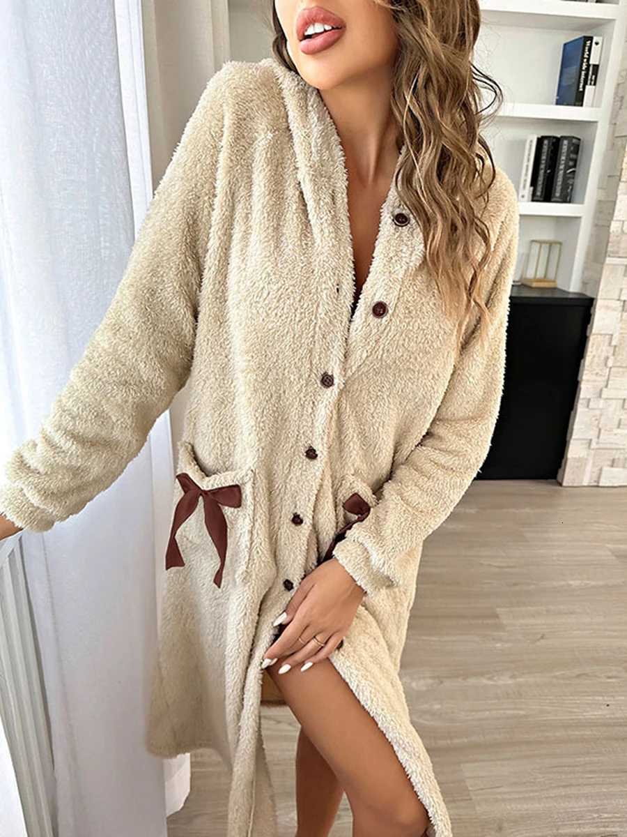 Women Gown Robe Buttons Bow Pockets Winter Warm Flannel Hooded Bathrobe for Hotel Spa Party Kimono Robe C251104