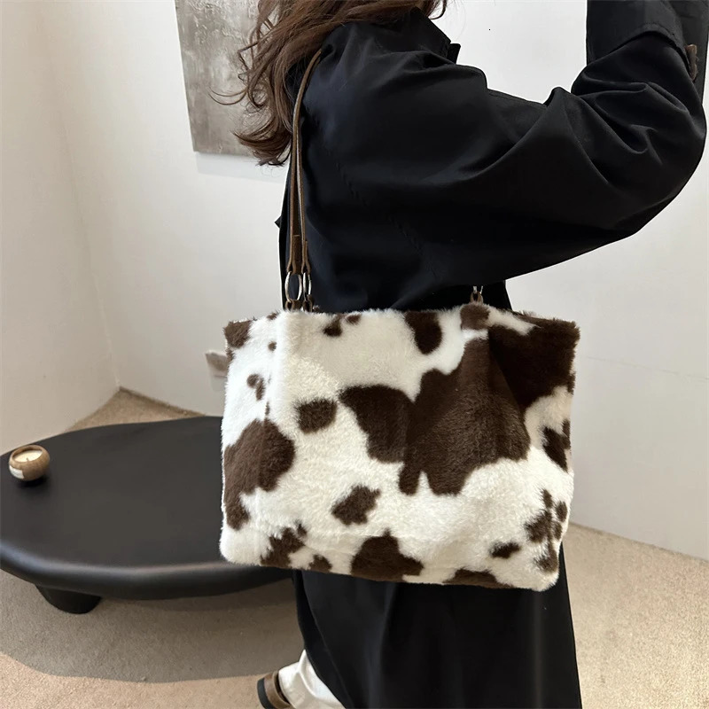 Women Armpit Bag Plush Handbag Allmatching Shopping Dating Bag Large Capacity Top Handle Bag Korean Styles Shoulder Bag 251103