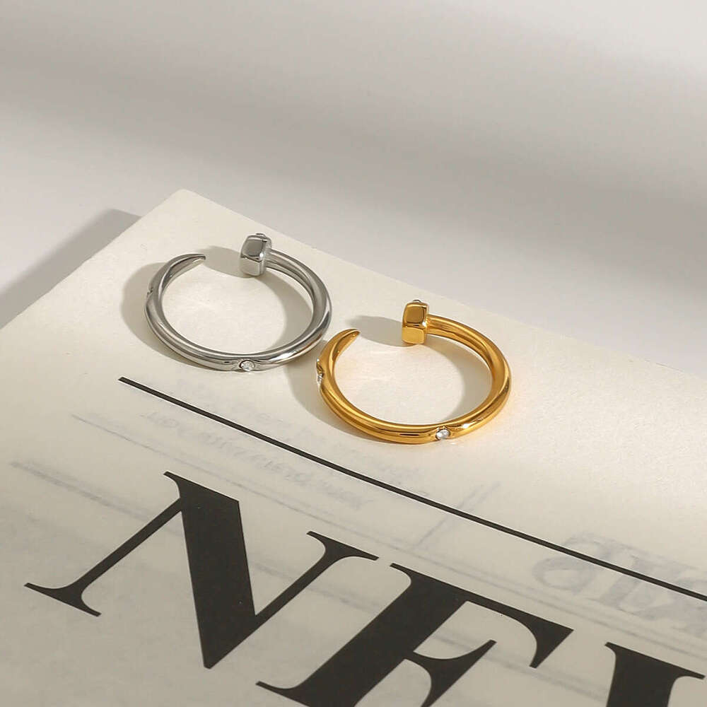 Titanium Light Luxury High-end Feel Ring Non-fading Hand Rings Cross-border Stainless Steel Jewelry