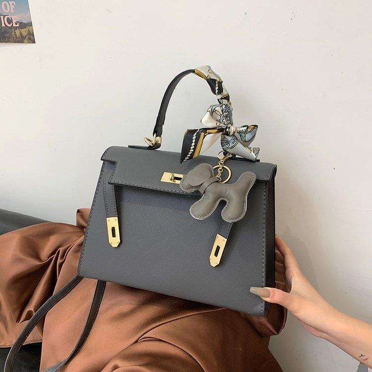 Kelly Mini 2022 New Internet Celebrity Large Capacity Handbag Women's Style Versatile Bride Bag