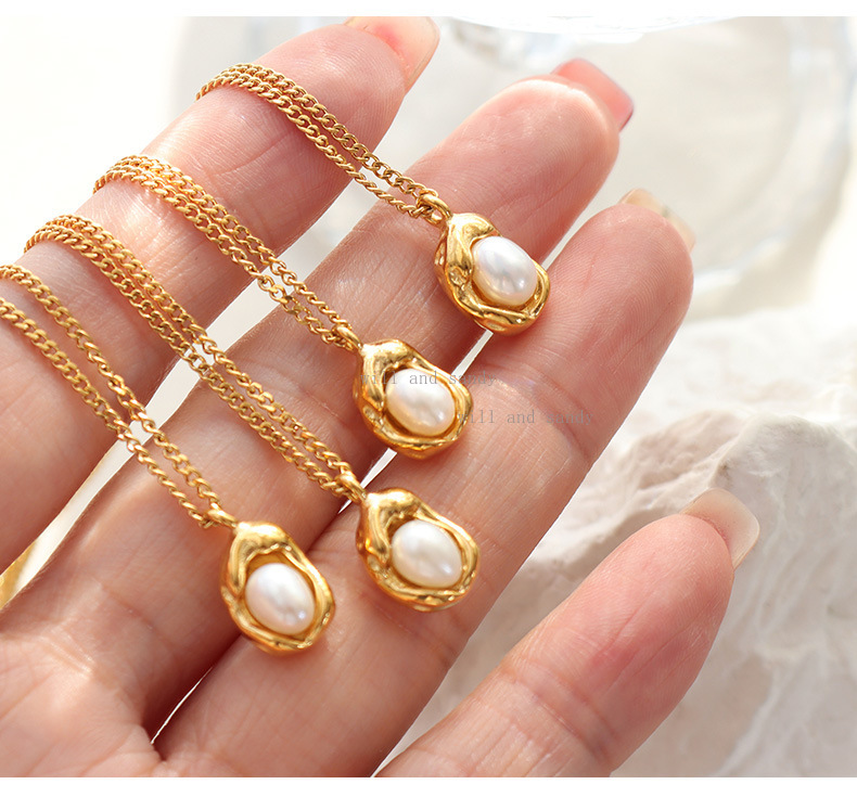 Water Pearl Necklace Charm 18k Gold Plated Chain Designer Jewelry Necklace Love Heart Pendants Fashion Jewelry for Woman Valentine Mother Day Birthday