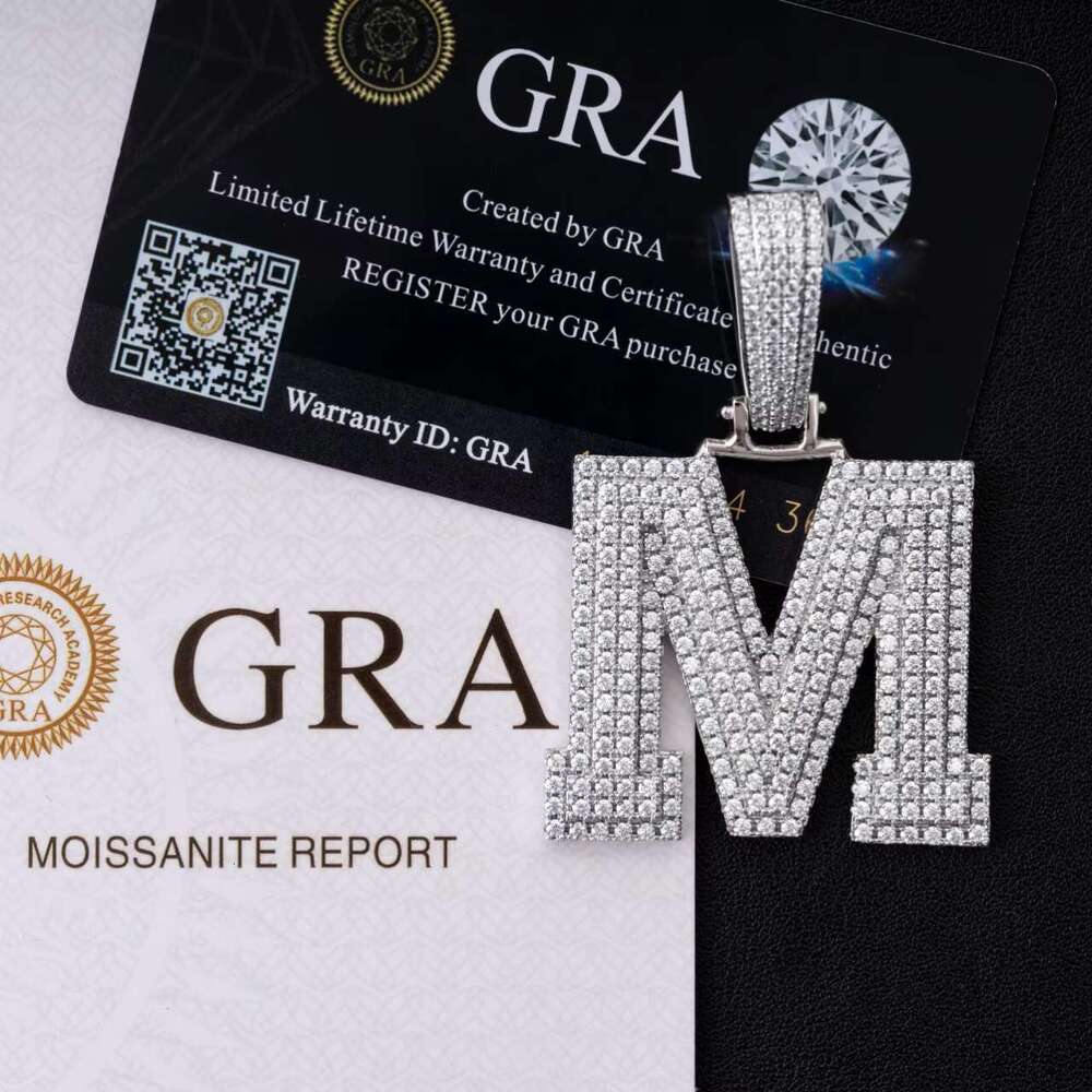 Letters A-S melee MossaniteHipHop men and women rapper S sier letter HipHop Moissanite pendant