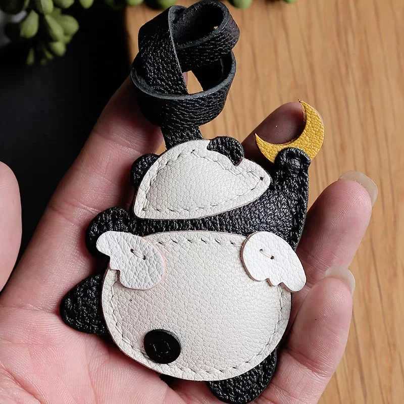 Handmade Genuine Leather Bag Pendant Accessories Cute animal Dogcat Hangings Keychain Bag Charms Cute Animal Bag DecorationsW251103