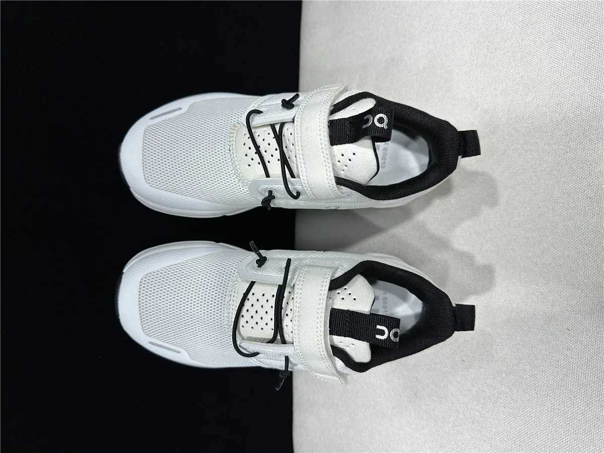 On Cloud Play New 2024 Low-Cut Boy Gilrs Running Kid Shoes Lightweight Breathable Non-Slip Cushioning For Sports Training TennisC250403