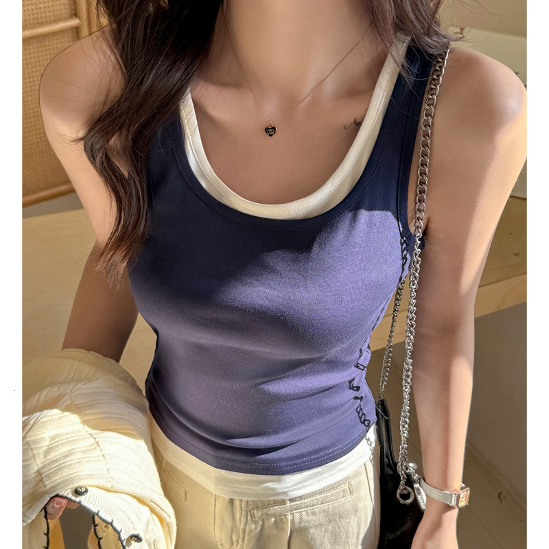 American style fake two-piece camisole vest for womens summer new design niche and spicy girl wearing it out to show off weight and cover the accessor