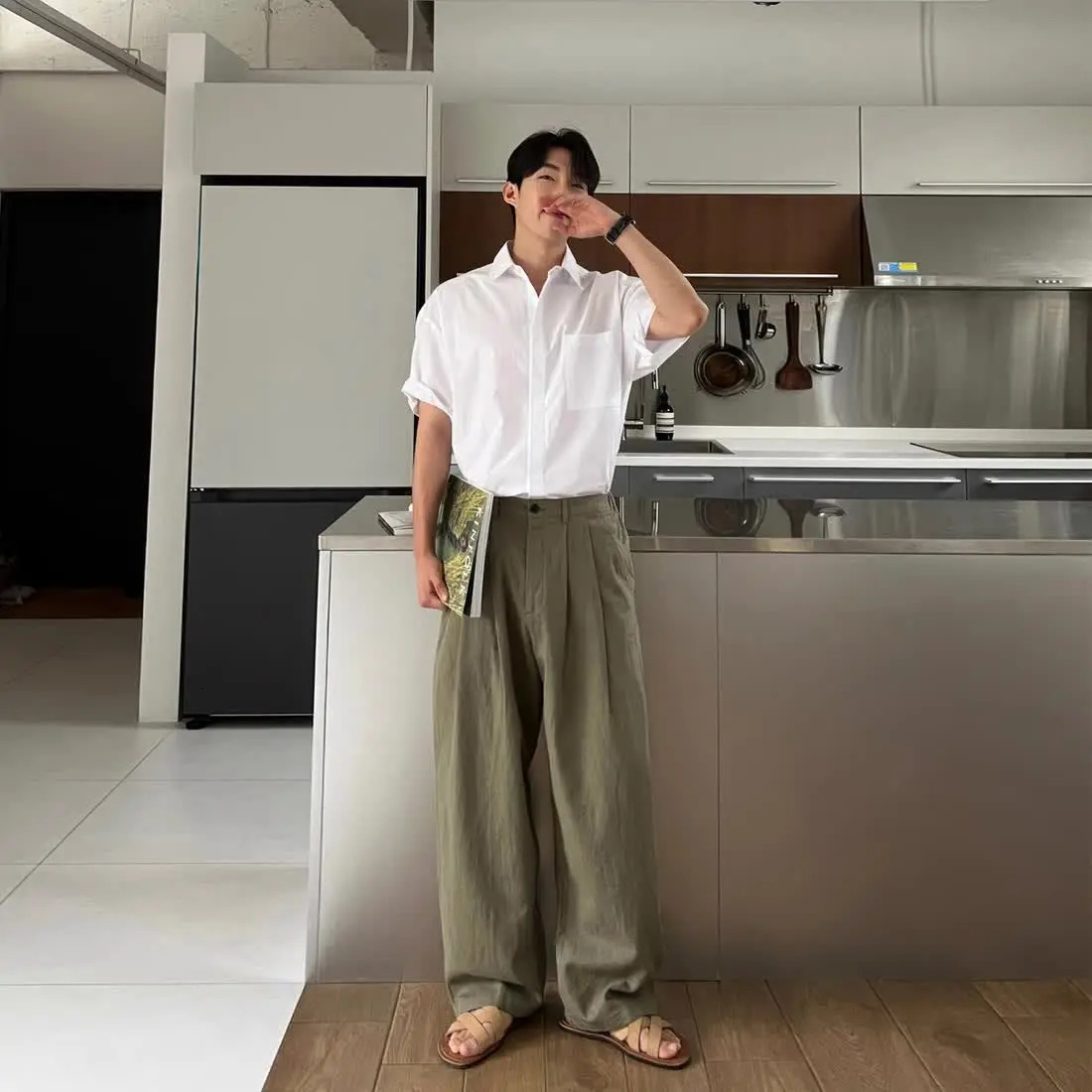 Military Green Cotton Linen Casual Trousers for Mens Summer Japanese Style High-end Versatile Loose Straight Wide-leg Pants 250402