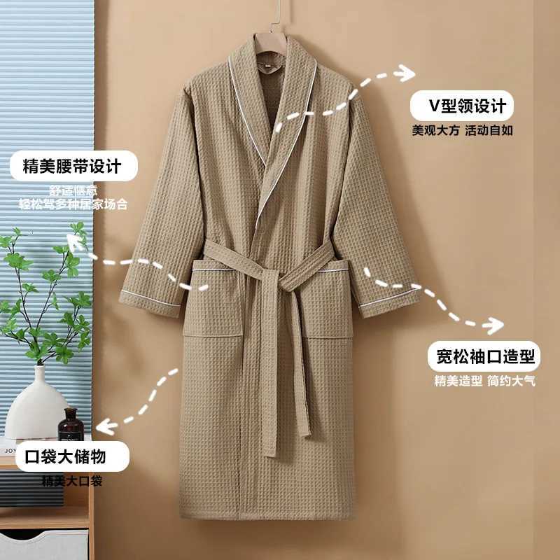 Multi Colors Cotton Mens and Womens Bathrobe Hotel Absorbent and Skin Friendly Couples Long Sleeve Home Clothing Bath Robes C251104