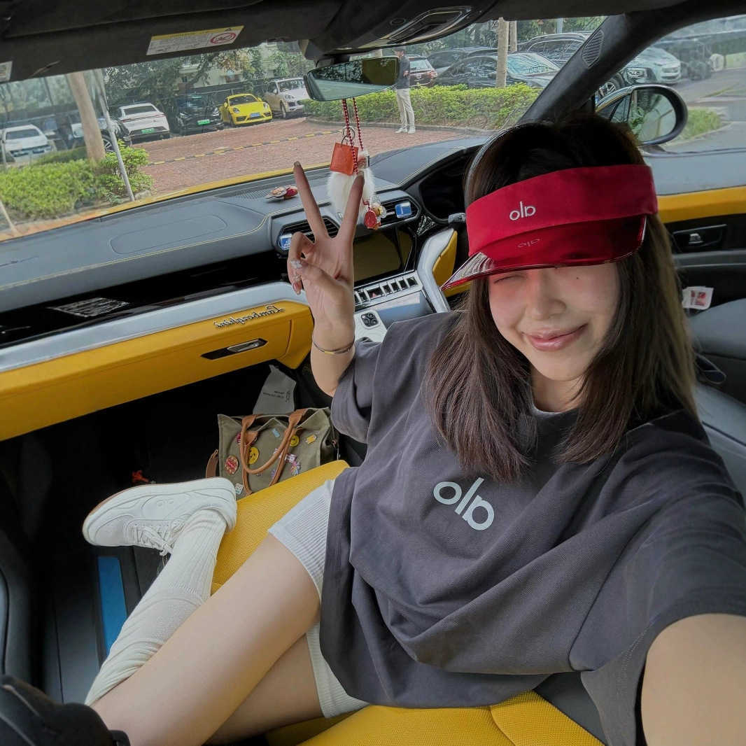 High version short sleeved T-shirt 2025 summer new top unisex couple print loose round neck pullover Y250403WN8H