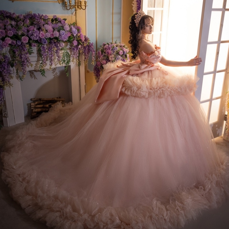 Pink Shiny Princess Quinceanera Dresses Off Shoulder Appliqued Beading Crystal Tiered Tull Sweet 16 Dress Ball Gown Vestidos 15 De Anos