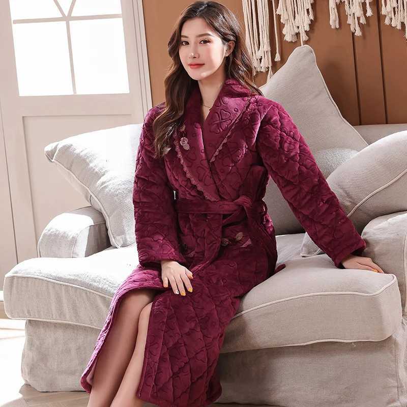 Coral fleece female bathrobe thick 3 layers quilted flannel bathrobe winter autumn thicken terry women long robe chinese kimono C251104