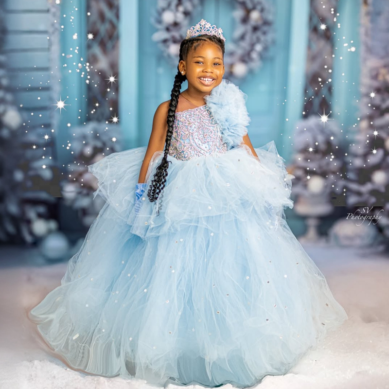 2025 Aso Ebi Light Sky Blue Flower Girl Dresses Children Birthday Dress Illusion One Shoulder Rhinestones Tiered Tulle Princess Queen Ball Gown For Ma