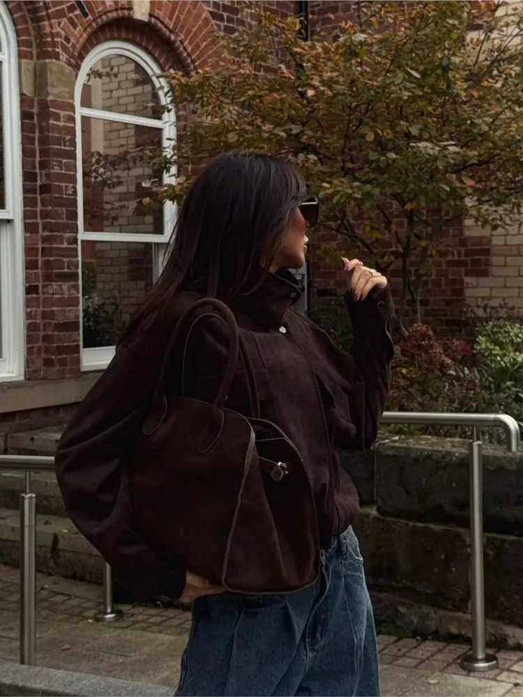 Autumn Women Faux Suede Jacket with Zipper Simple High Collar Elegant Lady Warm Oversize Coats Chic Female Tops J251103