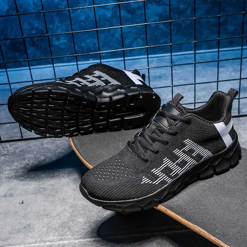 Mens casual sports shoes skateboarding shoes breathable running and fitness shoes fashionable and lightweight outdoor mens shoes Z250403