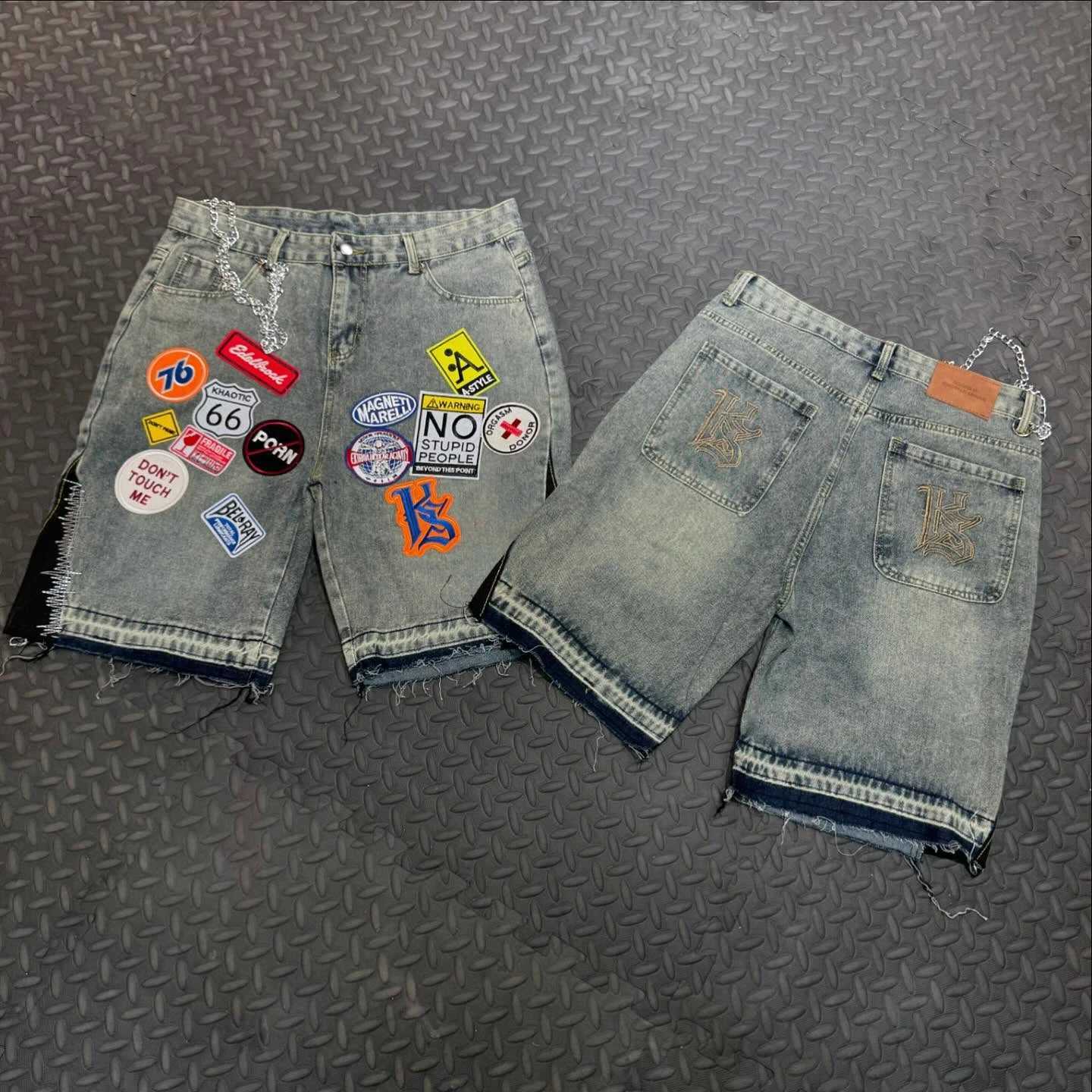 Strtwear Baggy Denim Shorts Men Women Harajuku Hip Hop Cartoon Graphic Patch Jean Shorts Gothic Retro Blue Short Pants X2504031