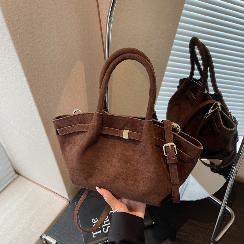 2025 new Dumpling Bag Suede Leather Tote Bag Niche Design Single Shoulder Underarm Bag Commuter Genuine Leather Crossbody Bag