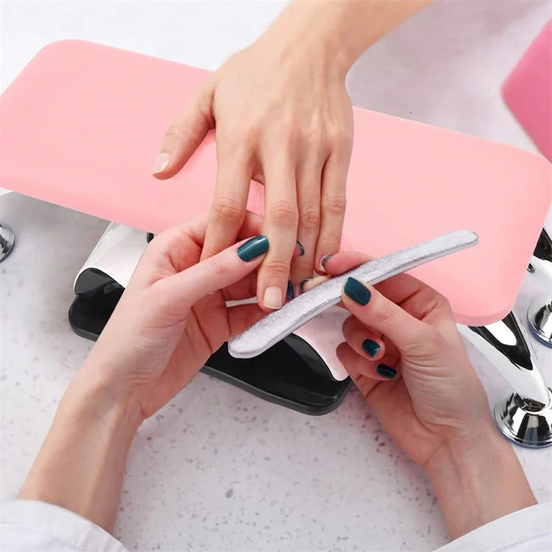 BQAN OEM Nail Art PU Leather Nail Gloves Armrest Nail Art Armrest Mat Hand Pillow with Stainless Steel Bracket 250328