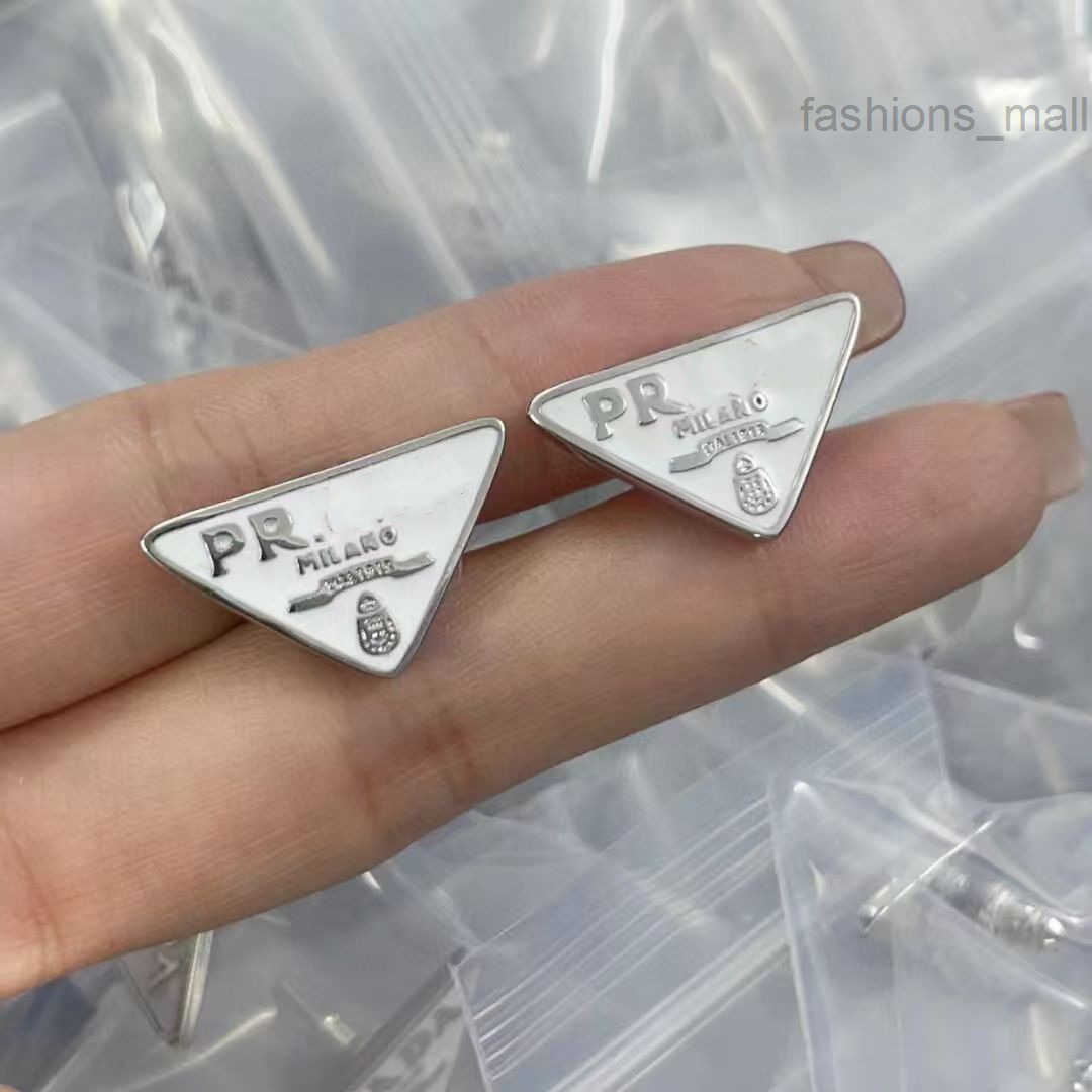 Designer Earrings As Original 18K white gold Triangle designer black white stud women men letter P engrave silver earrings 316L stainless steel girls boy wedding par