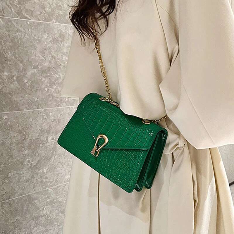 New Crocodile leisure Pattern Women s Shoulder Bag Fashion Chain Square Bag Wallet Designer Women s Pu Leather Crossbody Bag trend Daily Mobile Phone 