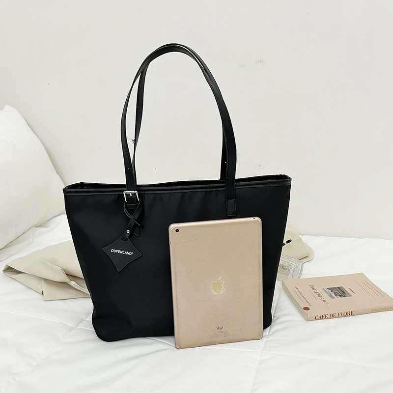 Largecapacity bag for women 2025 model highquality business tote commuting students class nylon fabric t y251110
