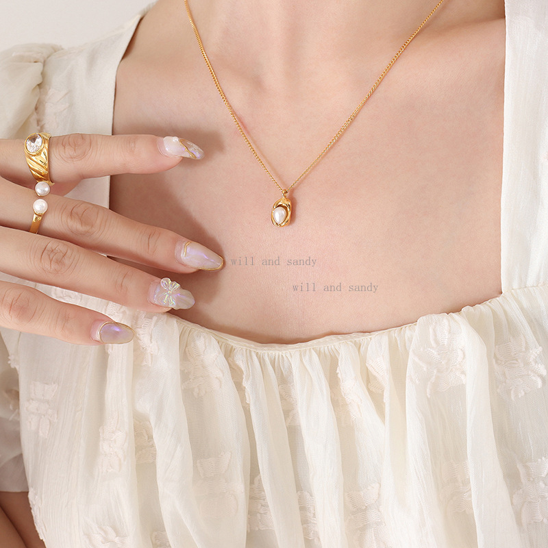 Water Pearl Necklace Charm 18k Gold Plated Chain Designer Jewelry Necklace Love Heart Pendants Fashion Jewelry for Woman Valentine Mother Day Birthday